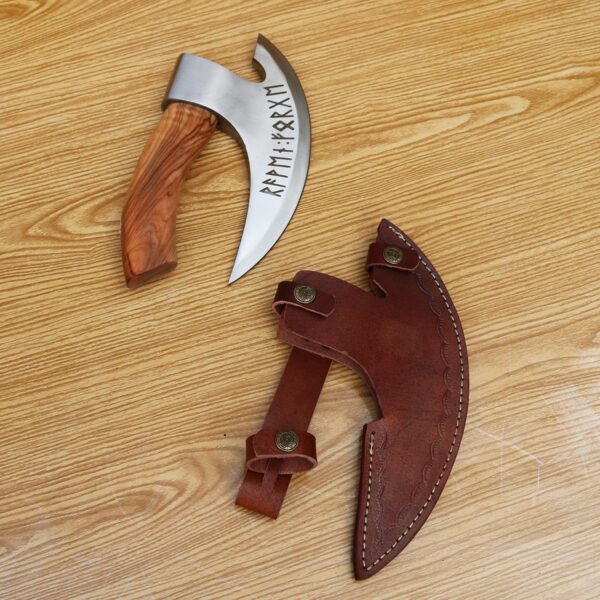 The Perfect Pizza Axe – Precision and Power for Perfect Pizza Slices!